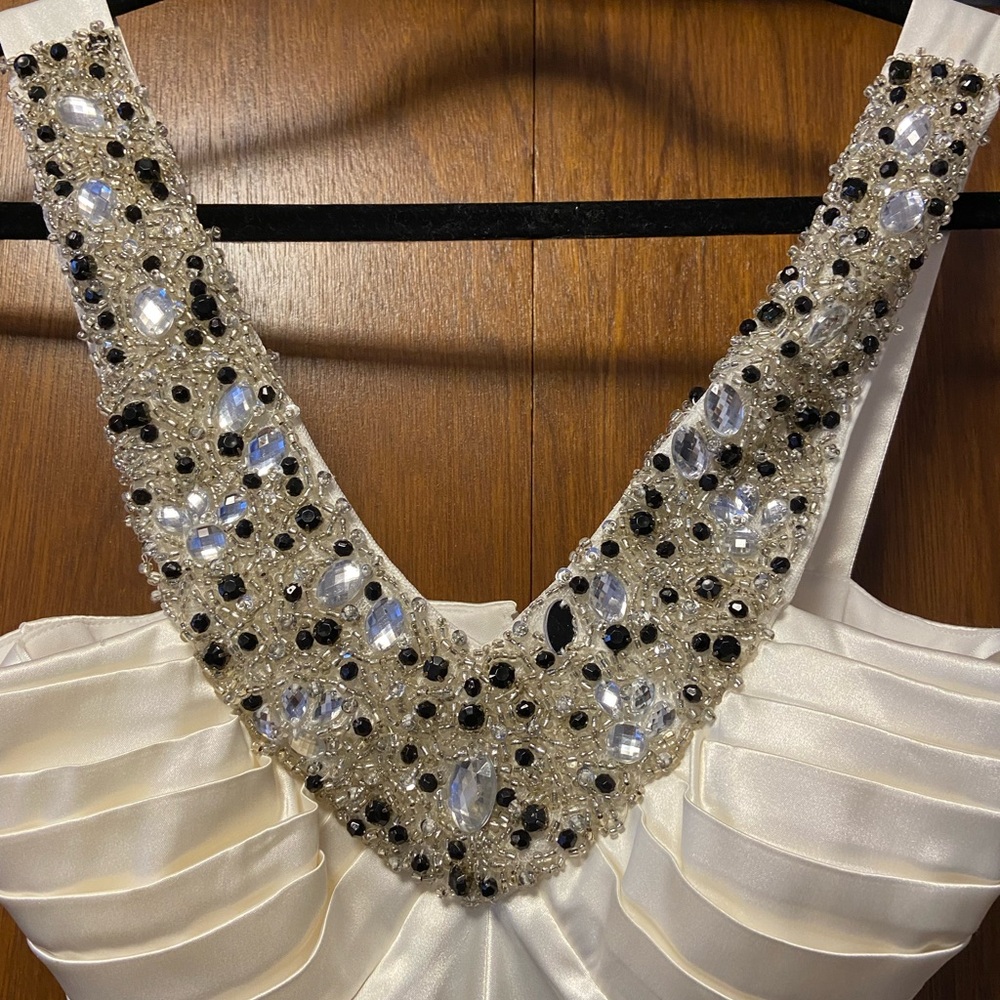 Elegant White Beaded Women's Dress